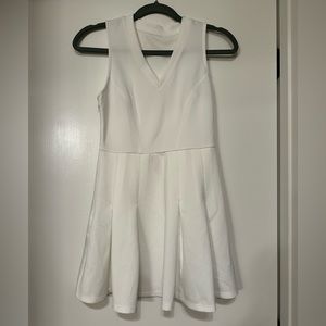 White pleated sleeveless tennis golf dress Sz XS